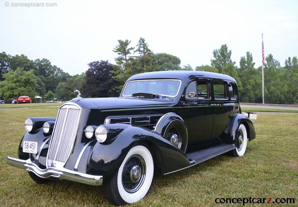 1936 Pierce-Arrow Deluxe 8